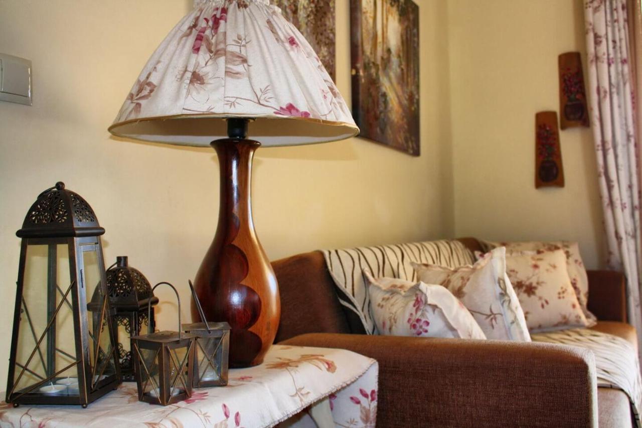 Villa Cottage Kantrillies Fokata エクステリア 写真