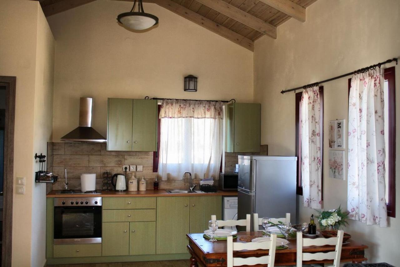 Villa Cottage Kantrillies Fokata エクステリア 写真