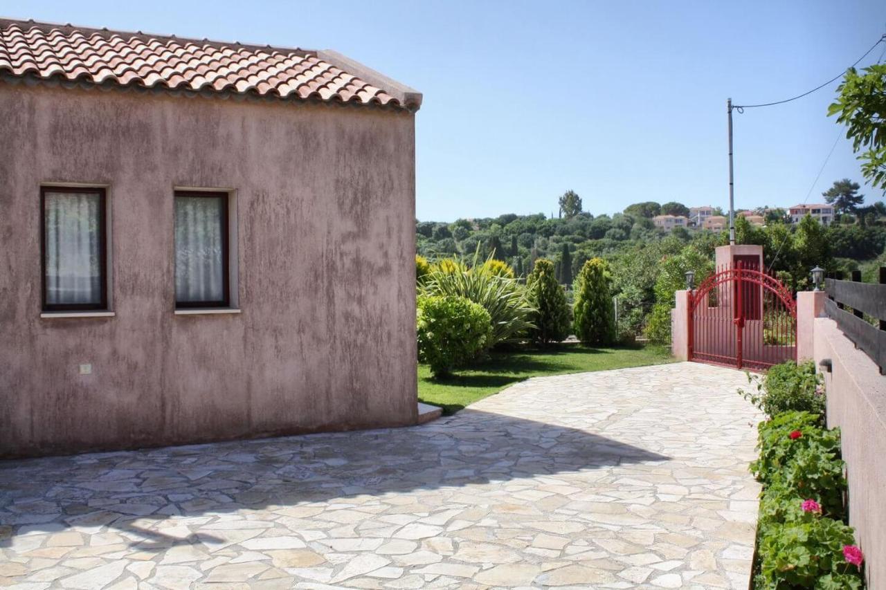 Villa Cottage Kantrillies Fokata エクステリア 写真