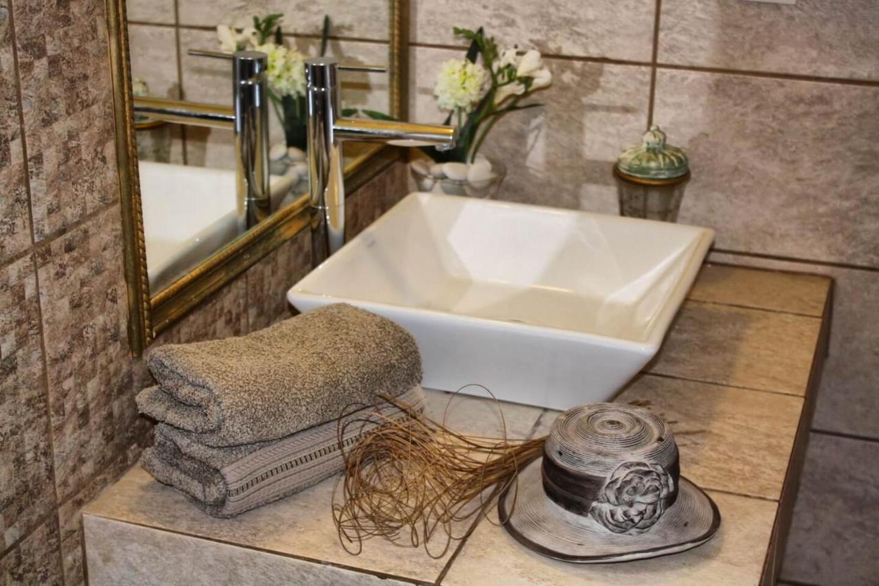 Villa Cottage Kantrillies Fokata エクステリア 写真