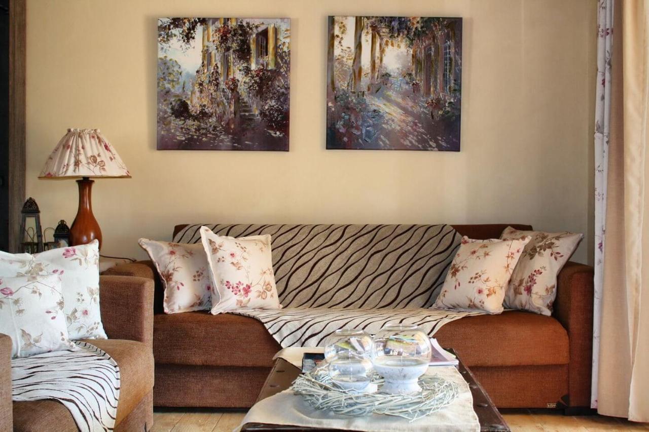 Villa Cottage Kantrillies Fokata エクステリア 写真