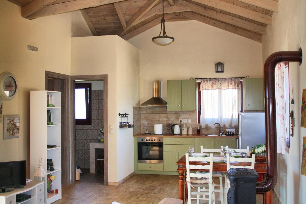 Villa Cottage Kantrillies Fokata エクステリア 写真